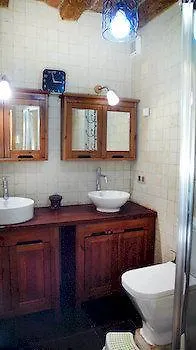 ברצלונה Central & Basic Ramblas בית הארחה